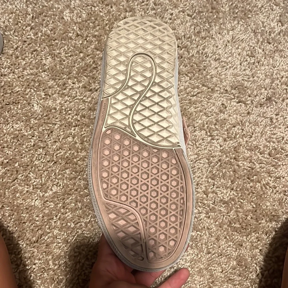 Vans - Picture 3 of 3